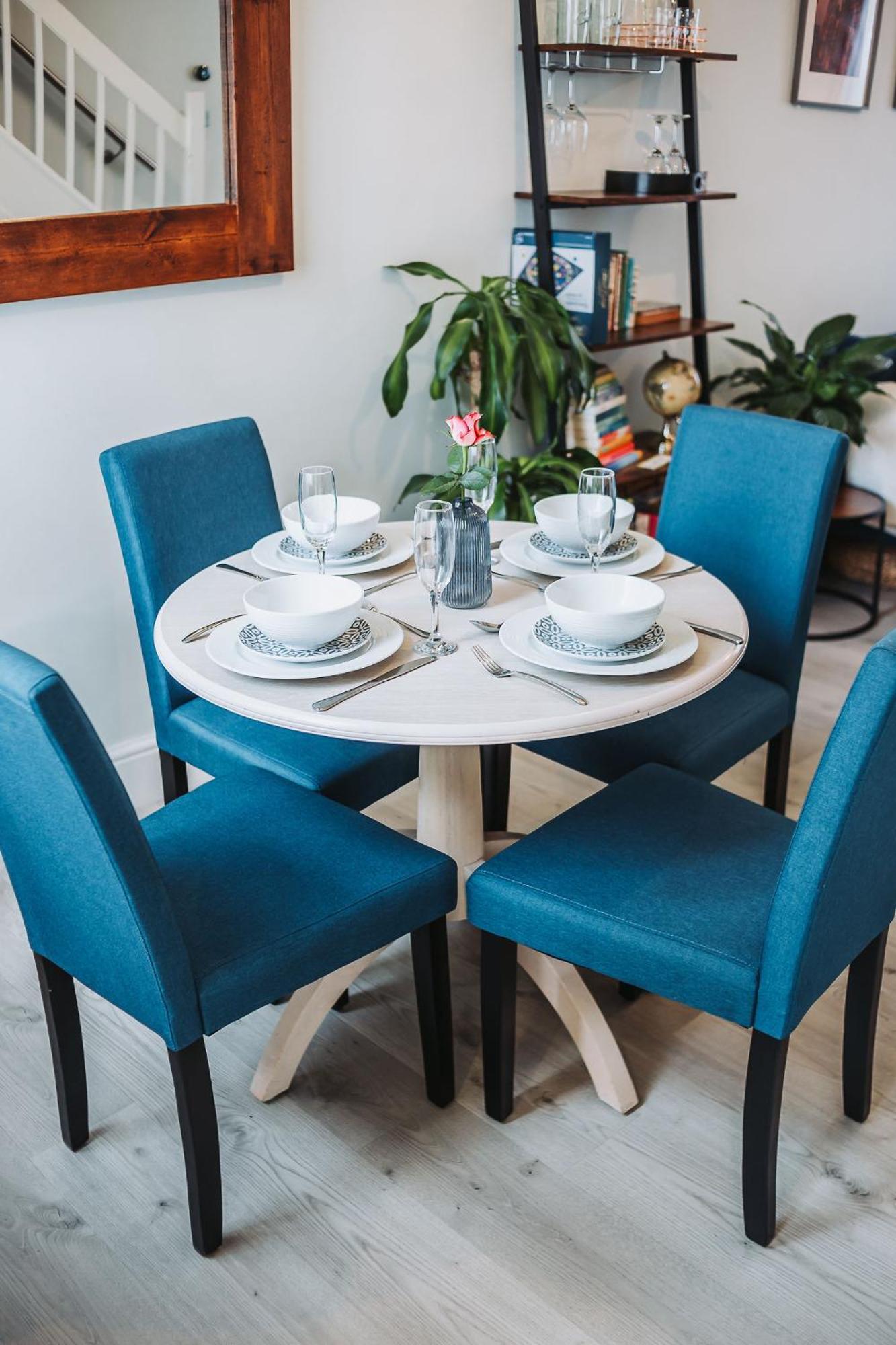Enjoy The Pause Holiday Home, A Quiet City Centre, 2 Double Bed, Free Parking, Manchester Airport 50 Min Drive Chester Ngoại thất bức ảnh